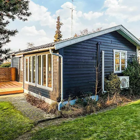 6 Person In Vaeggerlose Casa vacanze Bøtø By