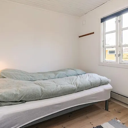 Holiday home 6 Person In Vaeggerlose