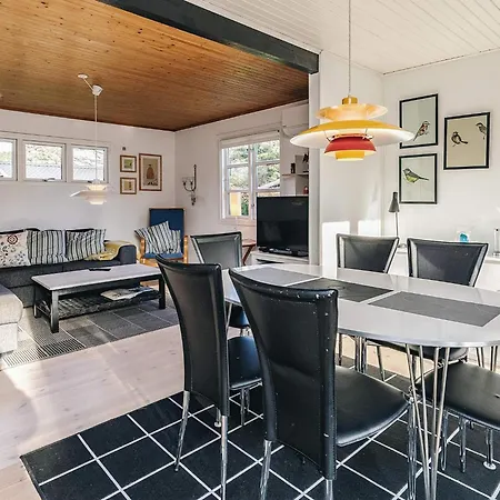 Holiday home 6 Person In Vaeggerlose Boto By