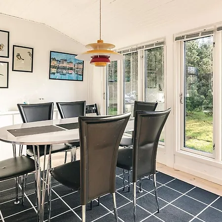 Holiday home 6 Person In Vaeggerlose Boto By